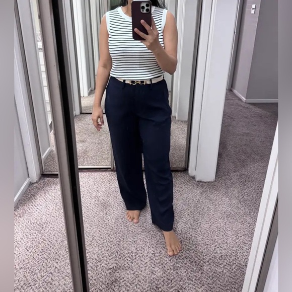 Quince Stretch Crepe Paperbag Pants in black size 8 - Picture 3 of 16